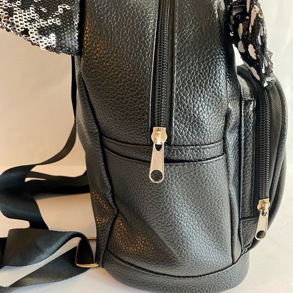 Disney Minnie Mouse backpack in black with sequin ears and bow.Adorable! - Picture 8 of 12